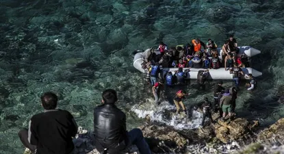Autoridades griegas buscan a migrantes en el Mar Egeo (foto archivo)