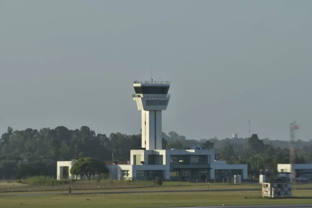 Controladores denuncian situación caótica