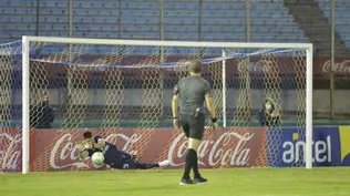 Guillermo Centurión: Sinceramente, el primer penal fue todo mérito de Romay