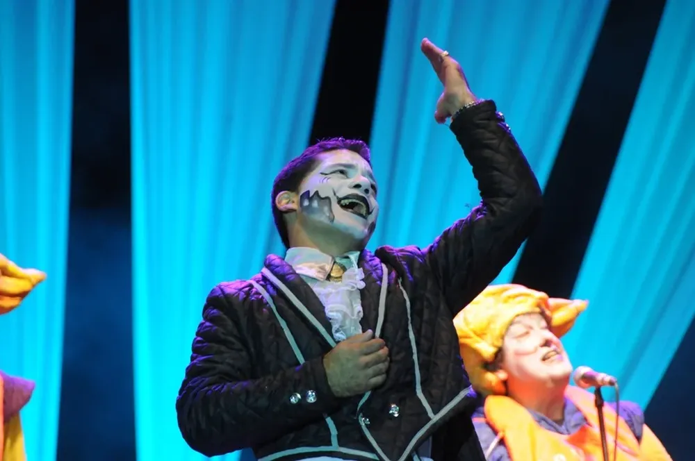 A la calle 37 conjuntos que concursan y varios fuera de concurso