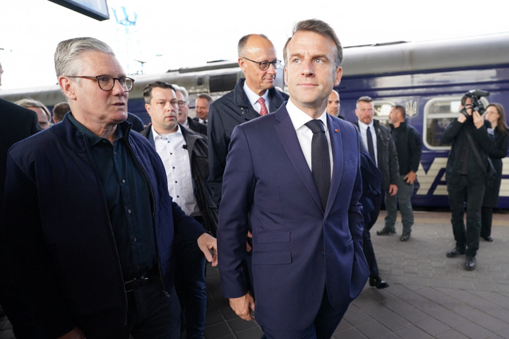 Keir Starmer, primer ministro británico, Emmanuel Macron, presidente de Francia y Friedrich Merz, canciller alemán.