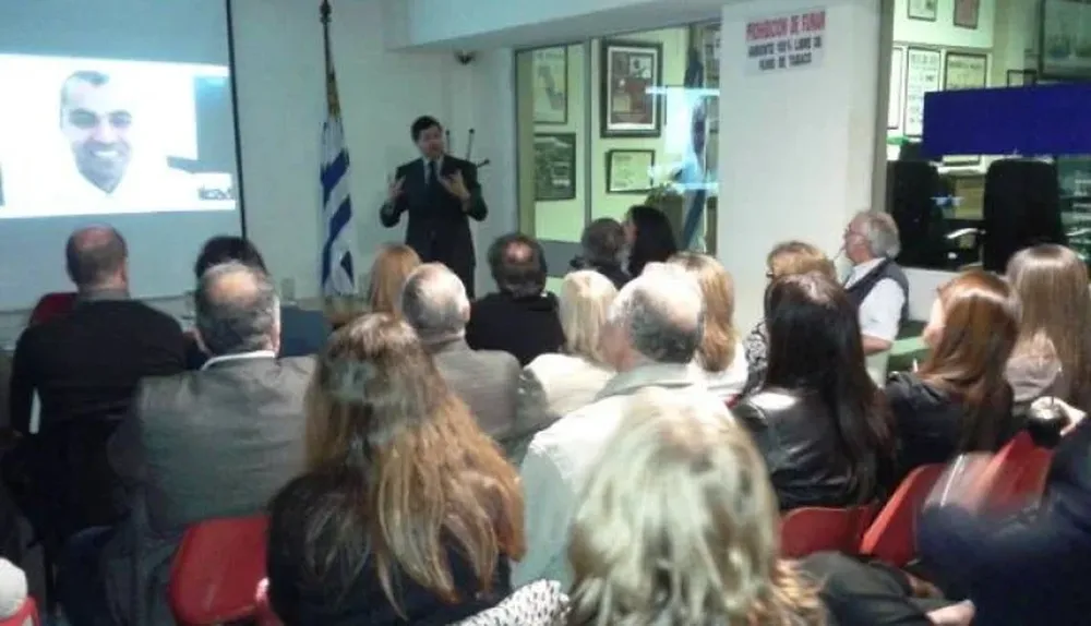 Un taller de videoconferencia, con la presencia del rematador eduardo Franchi