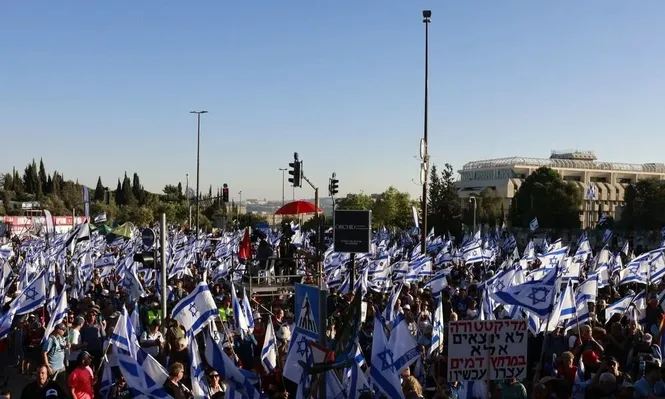 El Parlamento aprobó cláusula clave de la polémica reforma judicial de Netanyahu