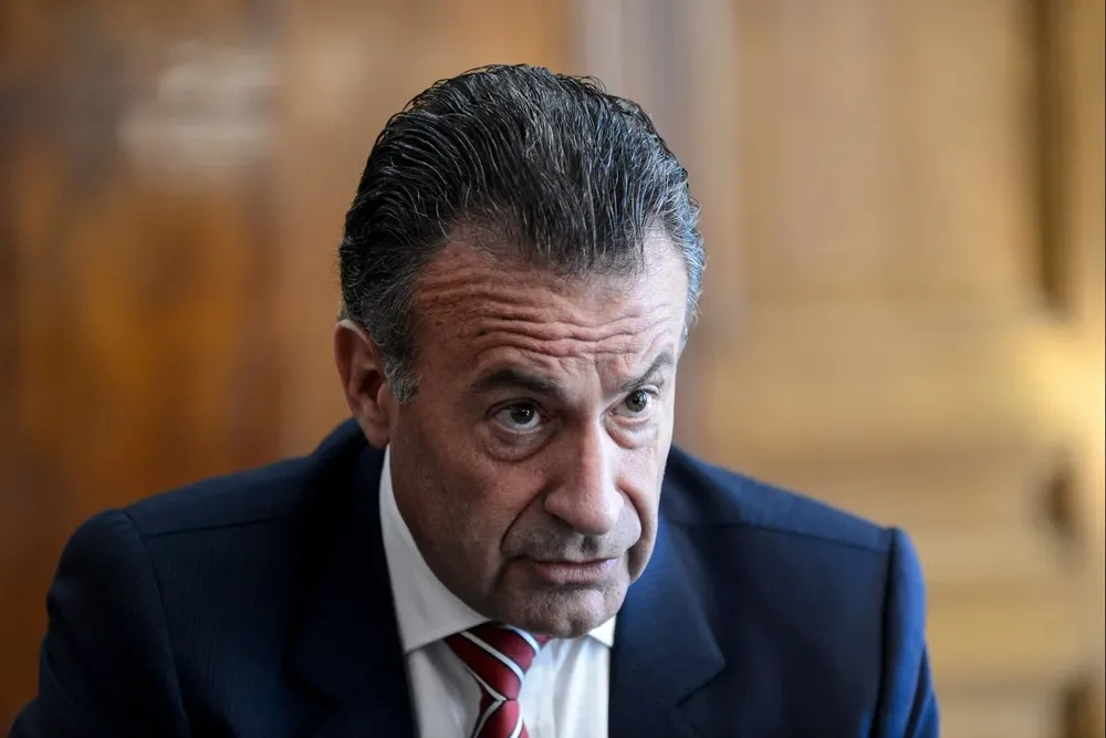 Daniel Salinas prevé renunciar en marzo