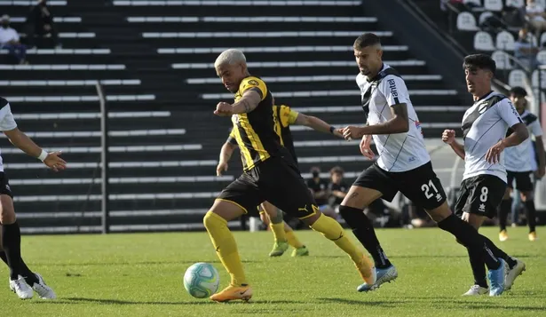 Peñarol espera respuesta de Mineiro por Terans; ¿qué tiene que suceder para que se quede?