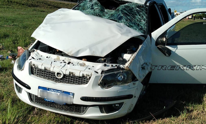 Grave siniestro de tránsito en Lavalleja: una niña de tres años, una adolescente de 13 y una mujer de 34 están en CTI