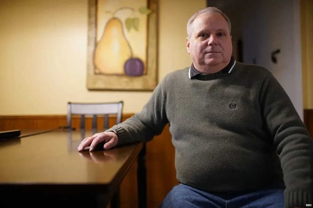 No esperaba que fuera a pasarme algo malo, esperaba que quizá hubiera malgastado mi dinero, o que las hubiera tomado y no surtieran efecto. Ese riesgo podía asumirlo, dice