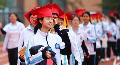 Estados Unidos se está convirtiendo en una opción difícil para los estudiantes chinos que desean estudiar en el extranjero.