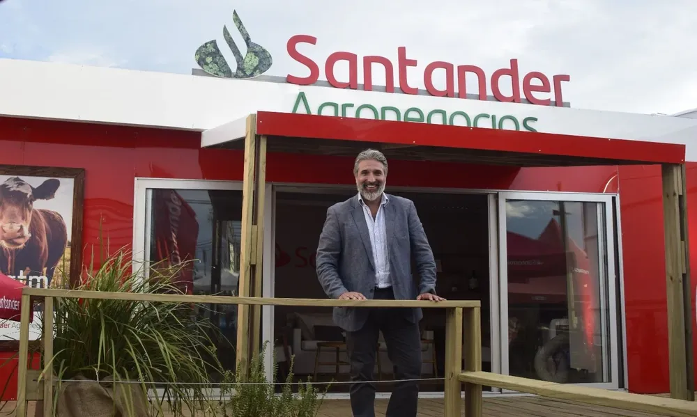 Gustavo Trelles, CEO de Santander.