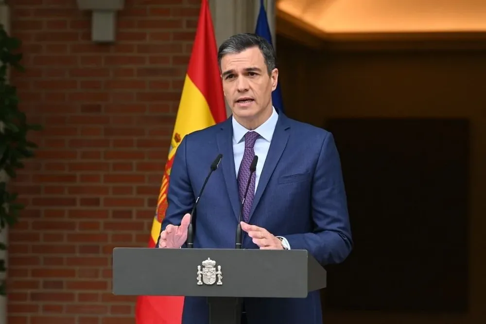 Pedro Sánchez anunció el adelanto de las elecciones después de hablar con el Rey Felipe VI.