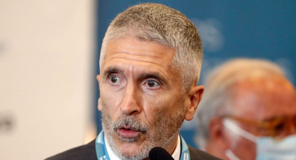 Marlaska, confirmó que a Pedro Sánchez le arrojaron un palo y que habría sido un grupo marginal