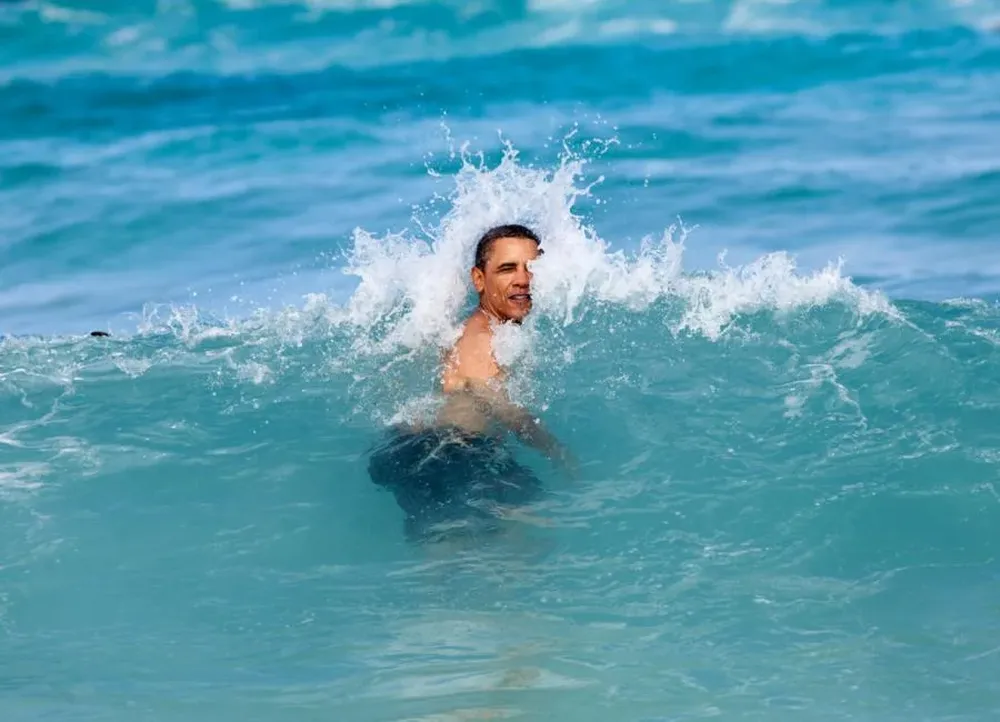 Obama se baña en Pyramid Rock Beach en Hawai