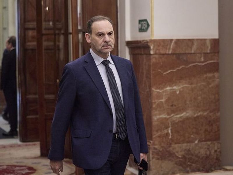 La Fiscalía Anticorrupción pide 24 años de cárcel para el exministro  socialista Ábalos por la trama de las mascarillas