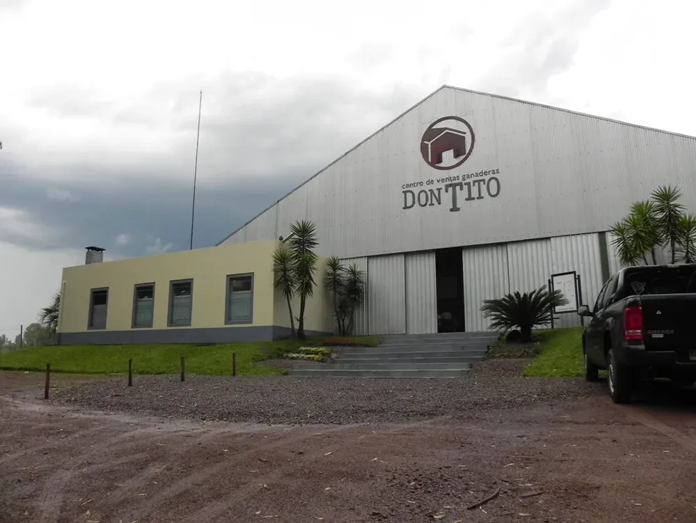 El Centro de Ventas Ganaderas Don Tito está en el kilómetro 225,5 de ruta 26