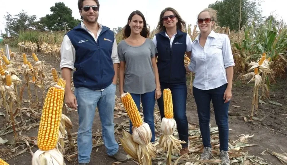 Luciano Sapelli, Pilar Capurro, Carolina Zabala y Emilia Darino