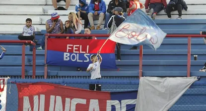 Hinchas de Nacional en el Parque Central