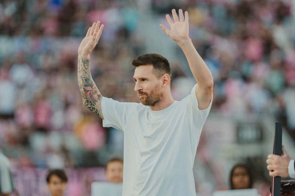 Lionel Messi fue homenajeado por Inter de Miami en la previa del partido ante Chicago Fire. @InterMiamiCF
