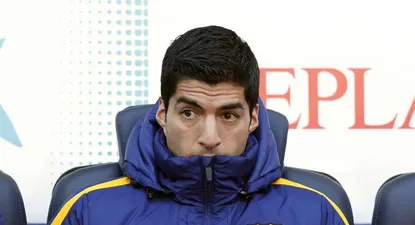 Luis Suárez en el banco frente a Getafe