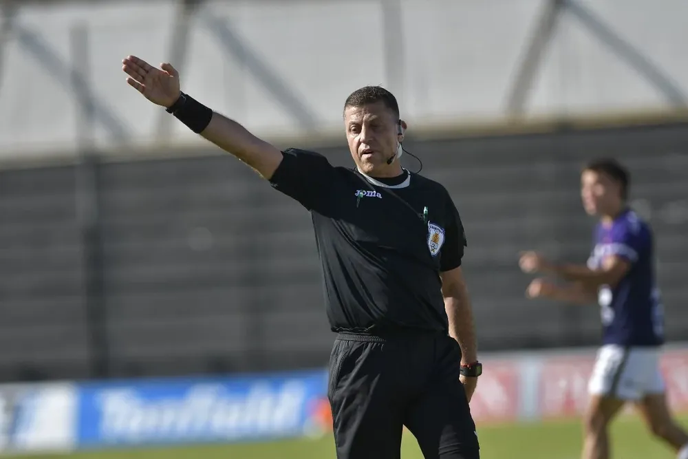 Fernando Falce se retiró del arbitraje