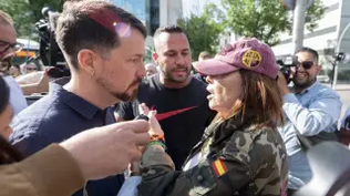 Pablo Iglesias&nbsp;se ha encarado contra&nbsp;un grupo de personas que le increpaban&nbsp;a las puertas del&nbsp;Juzgado de lo Penal número 14 de Madrid