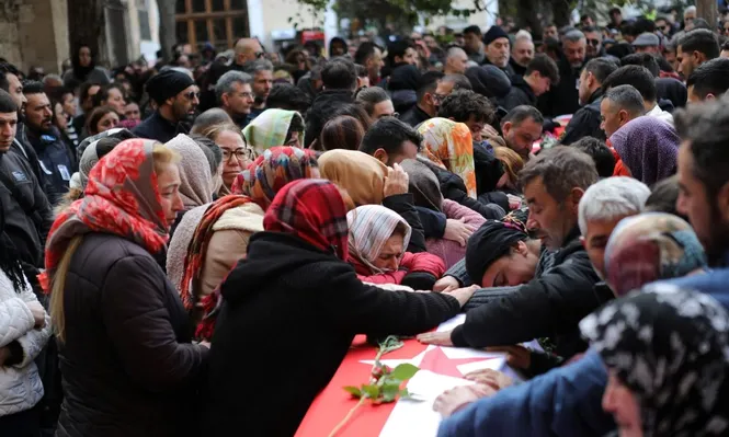 Funeral de estudiantes chipriotas muertos en un terremoto que sacudió Turquía, el 11 de febrero de 2023 en Famagusta, en el estado separatista turcochipriota del norte de Chipre.