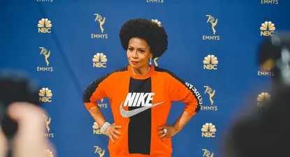 los emmy y el momento politico de la alfombra roja
