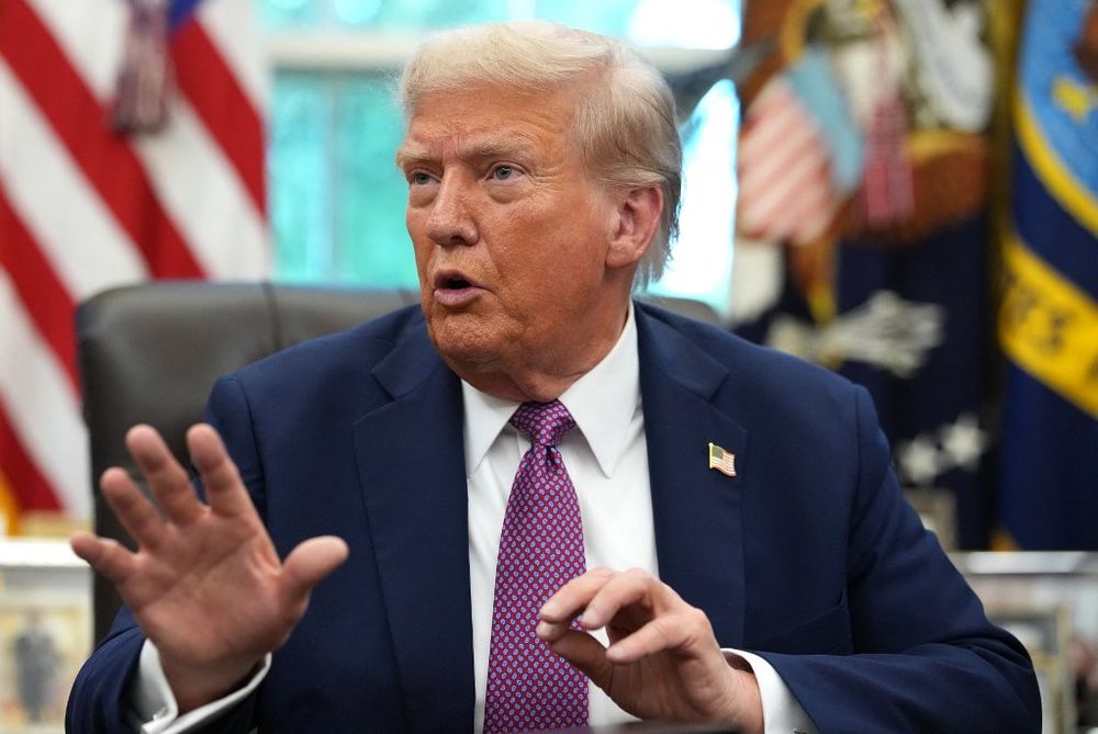 Trump en el Despacho Oval -5-9-25 - AFP