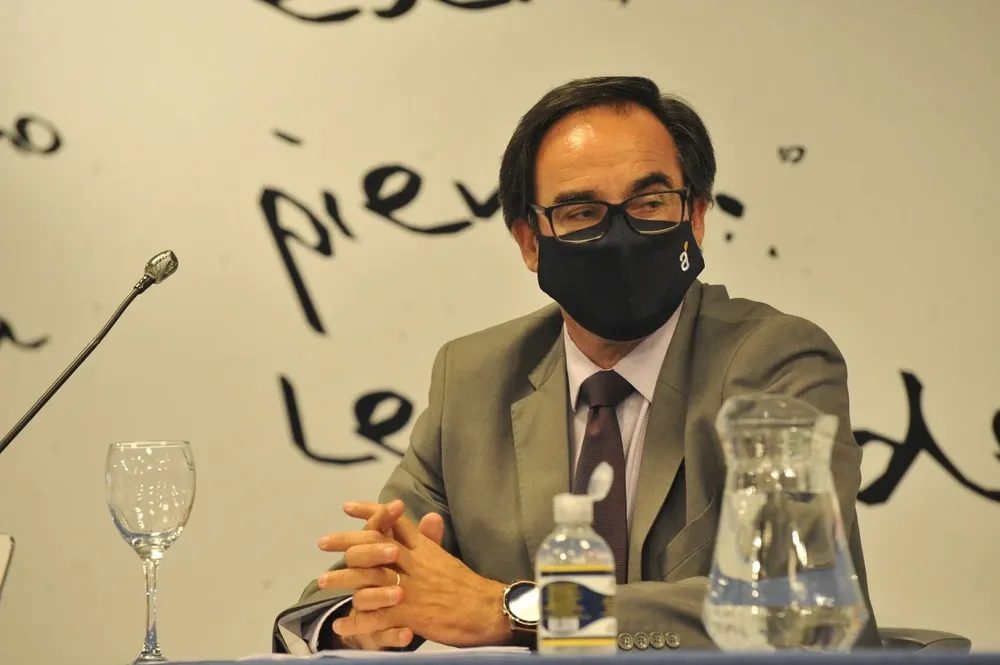 Robert Bouvier, nuevo ministro de Ambiente