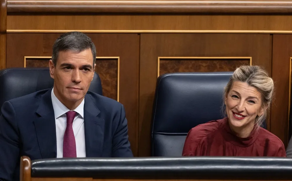 El presidente del Gobierno, Pedro Sánchez y la vicepresidenta segunda y ministra de Trabajo, Yolanda Díaz.