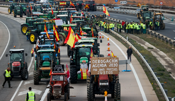 Tractorada en Madrid, el miércoles 10 de febrero, contra el acuerdo UE-Mercosur.