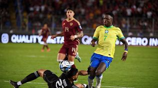 Venezuela logró un enorme empate ante Brasil y Vinicius marró un penal