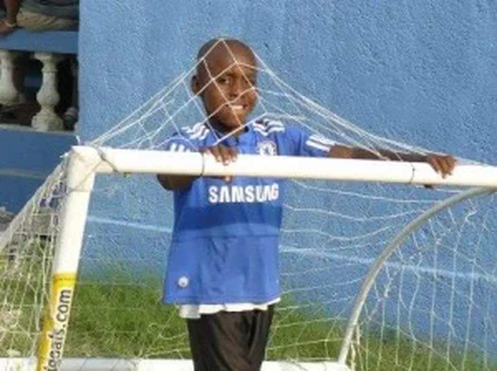 Programa contra la violencia Salvemos a los Niños Internacional