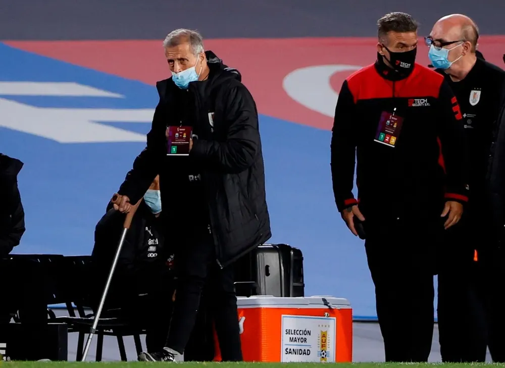 Tabárez en un momento difícil