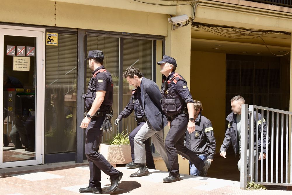 Jonathan Andic, el hijo del fundador de Mango, a su llegada al Juzgado de Instrucción 5 de Martorell, a 19 de mayo de 2026, en Martorell, Barcelona, Catalunya (España).&nbsp;