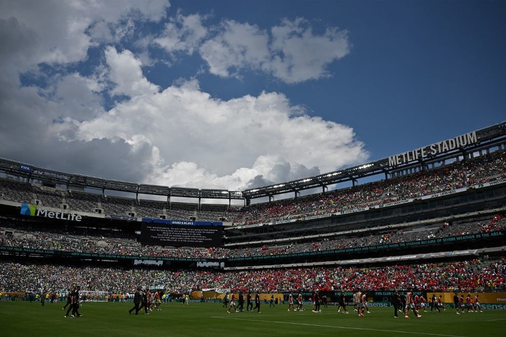 Tormenta eléctrica en las inmediaciones del MetLife Stadium Tormenta eléctrica en las inmediaciones del MetLife Stadium