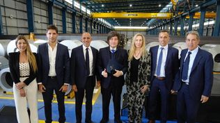 Milei celebró el acuerdo con Estados Unidos y anunció reformas laboral y tributaria para después de las elecciones