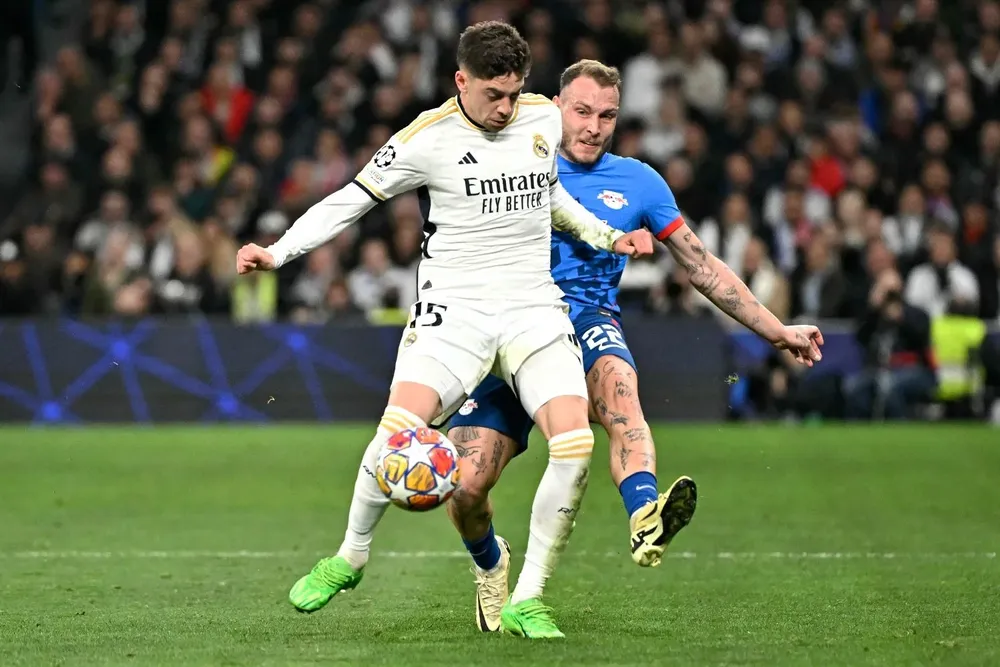 Valverde volvió a ser titular en Real Madrid