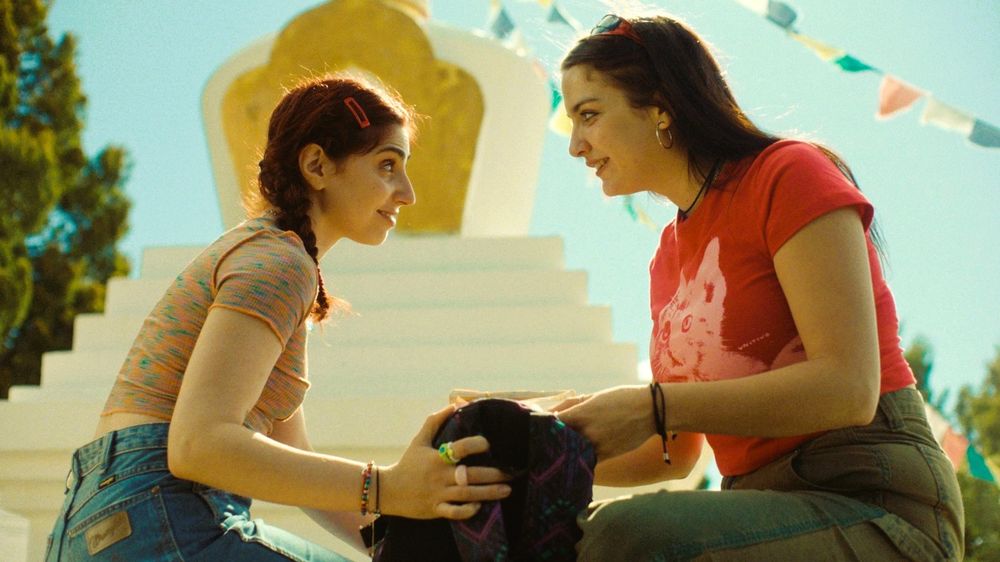 Imágenes de Miranda De la Serna y Zoe Hochbaum, en Verano Trippin, proyectada en San Sebastian.. &nbsp;