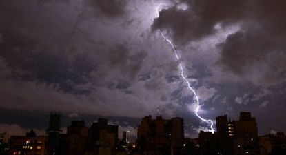 pronostico del tiempo: clima caluroso, maximas que no dan respiro y alerta por tormentas
