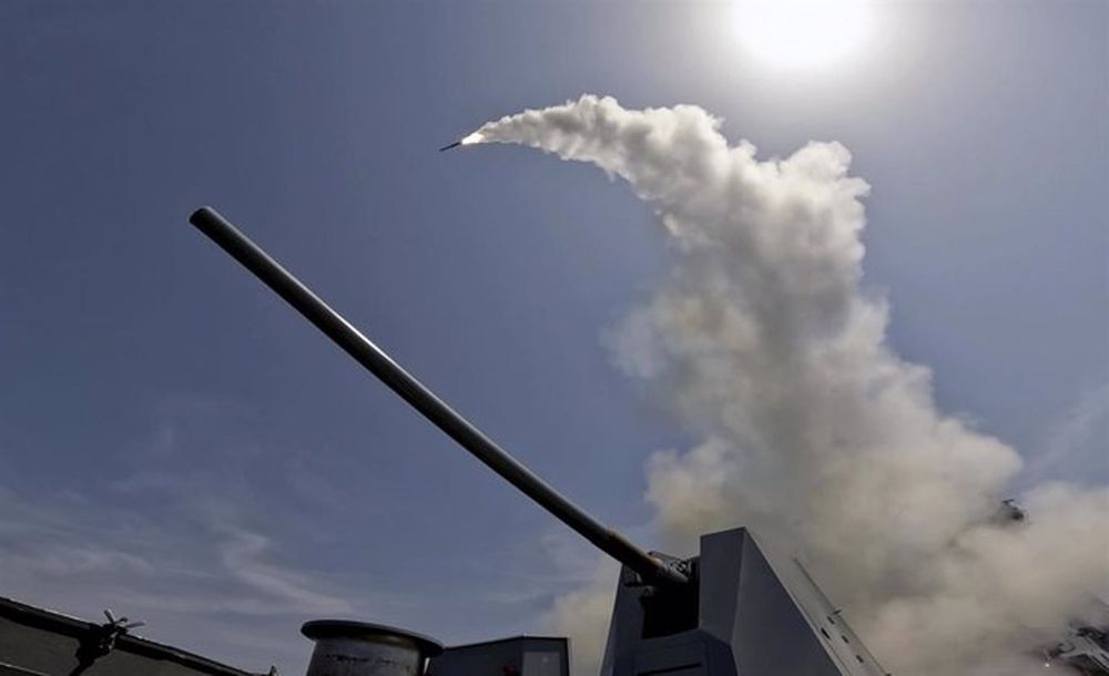 Corea del Sur lanza un misil hacia el mar Amarillo.