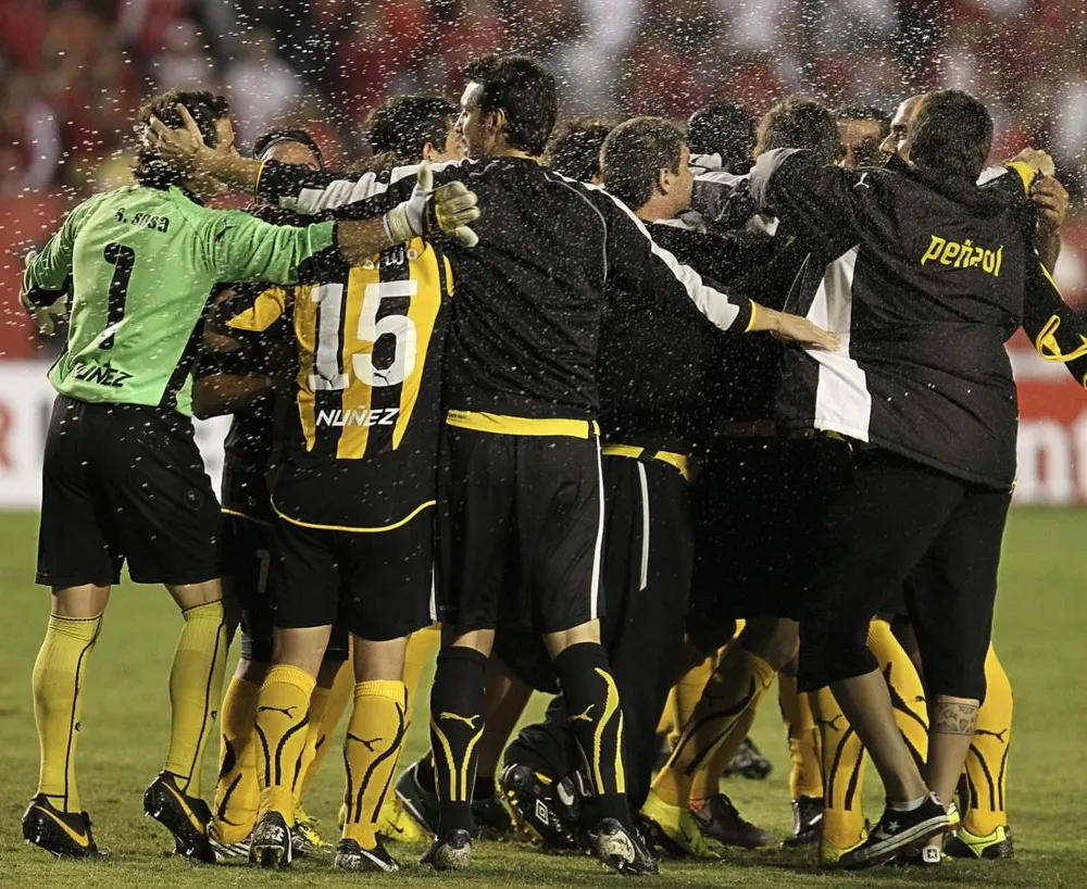 Los carboneros largan un alocado festejo