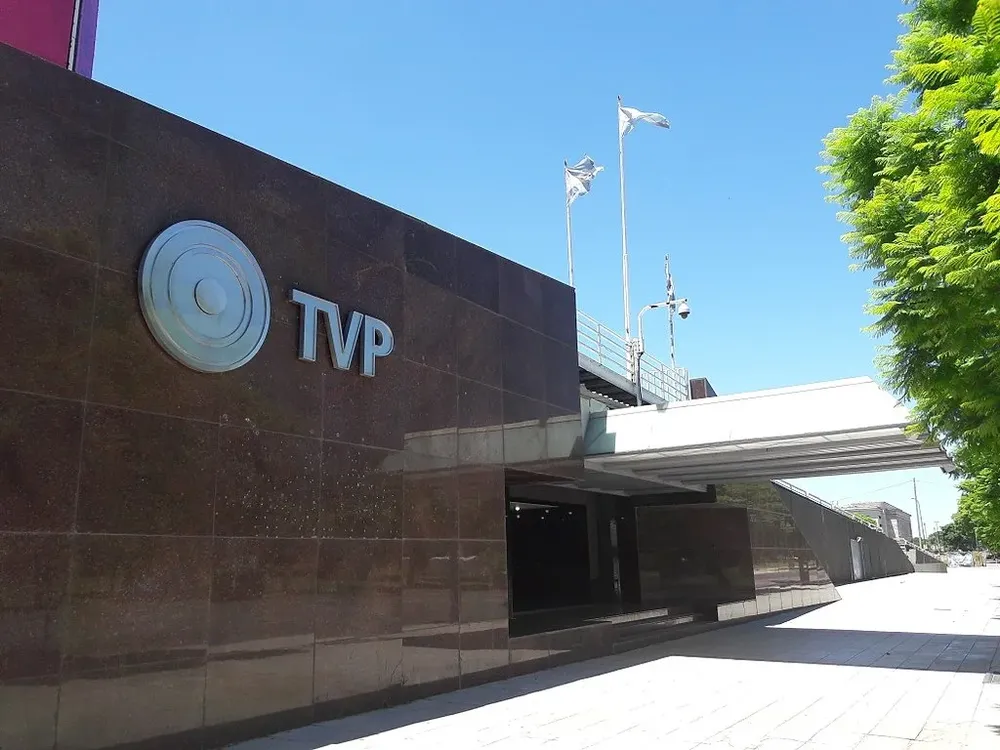 La TV Pública, emblema de los medios estatales que Milei prometió privatizar durante su campaña