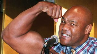 Murió George Foreman, campeón de los pesos pesados, protagonista de una pelea histórica y emblemática contra Muhammad Ali