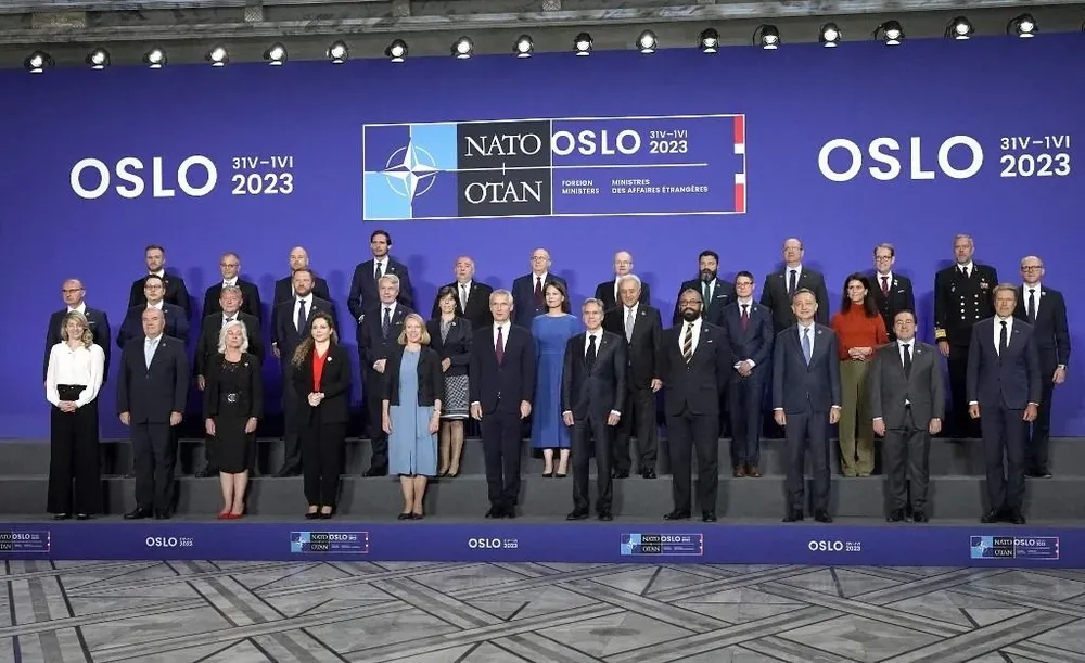 La discusión es qué garantía de seguridad puede ofrecer la OTAN a Ucrania hasta que se adhiera al bloque