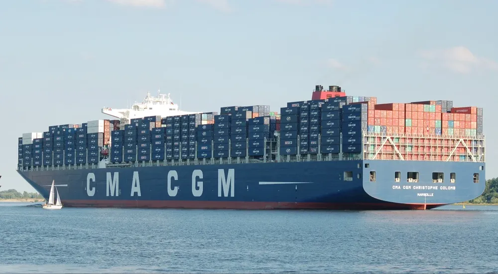 La seguidilla de ataques hutíes complicaron el comercio global y esta semana la naviera francesa CMA CGM anunció que duplicará los precios de transporte.