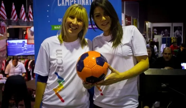 Manuela Da Silveira y la free styler Fiorella Castillo.