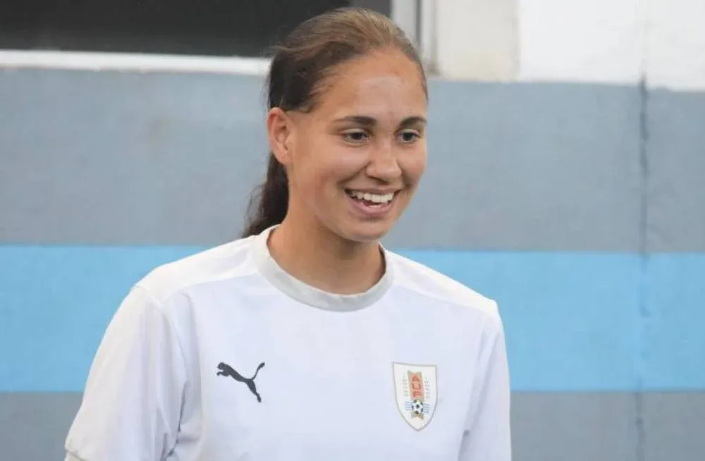 Las jugadoras de la selección uruguaya sub 17 ya entrenaron esta semana pensando en el Sudamericano