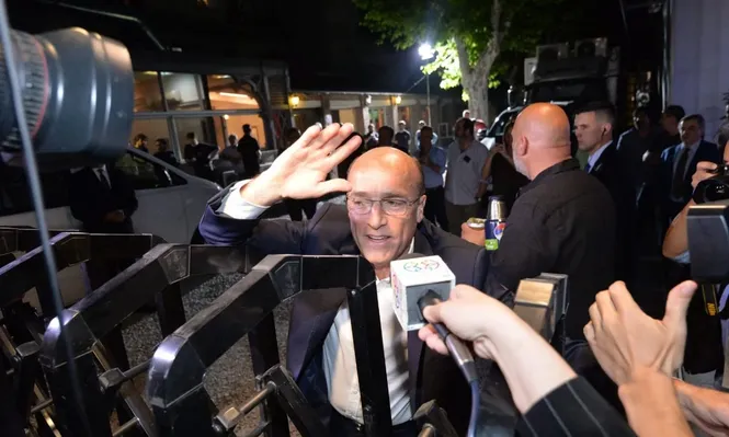 Martínez y Lacalle Pou preparan el estreno de los debates obligatorios