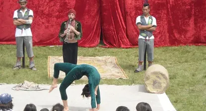 El Observador | Niños de la escuela Nº 3 de Lascano conversan   con los artistas sobre el espectáculo