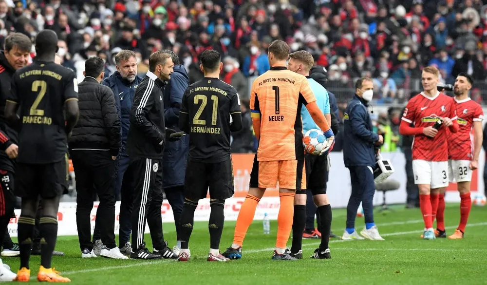 Las protestas de los jugadores durante el partido